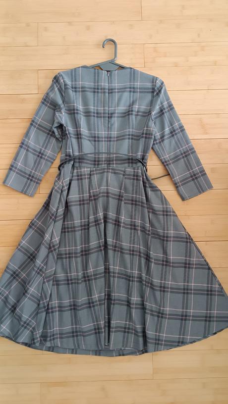 Šaty s vreckami do a, mohito,38