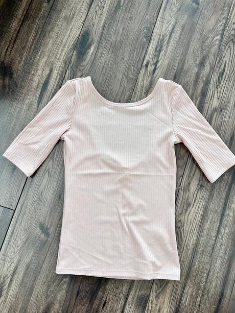 Top s odhaleným chrbátom, h&m,xs