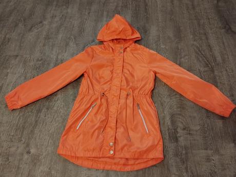 Prechodná vetrovka, reserved,152