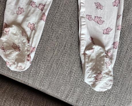 Top stave krasne slonikove len vypadnute gulicky, h&m,86