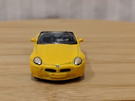 Zb model welly bmw z8 roadster yellow mattel 2010,