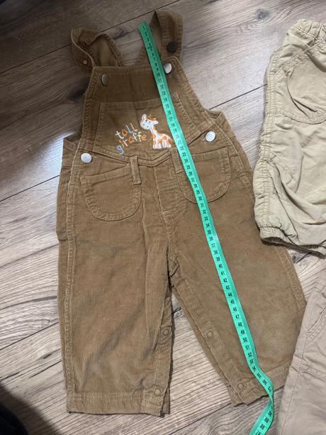 Balík chlapčenských nohavíc, 68–80