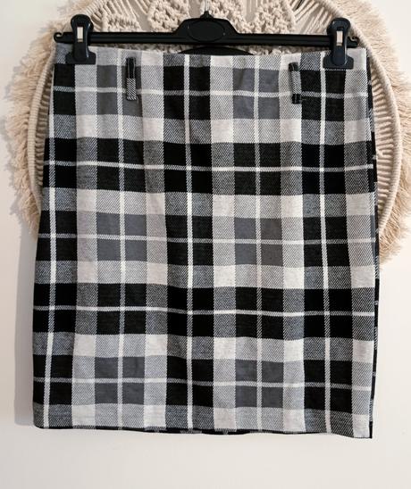 Karovaná elastická sukňa, takko,m