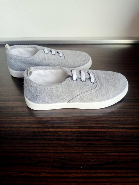 Predám plátené topánočky veľ. 27, 27