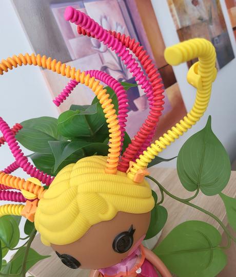 Bábika lalaloopsy silly hair april sunsplash,