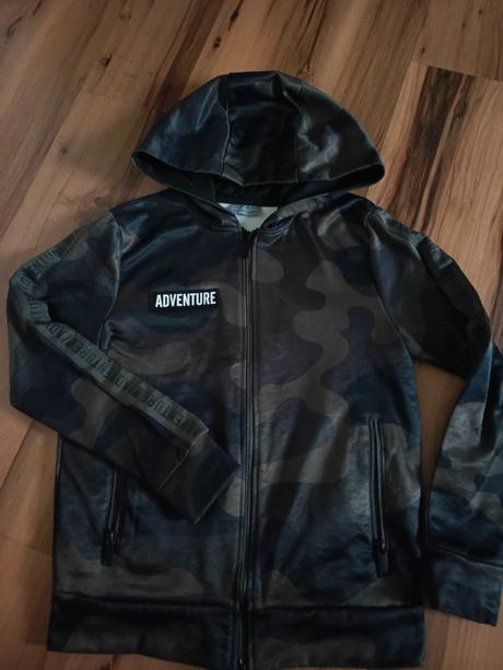 Teplejšia mikina 146/152, 146