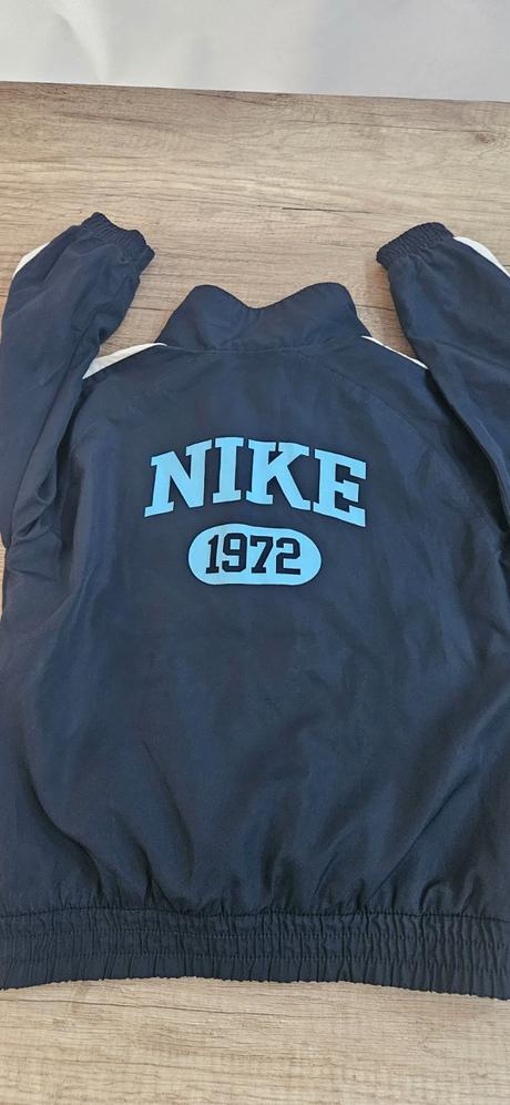 Bunda, nike,110