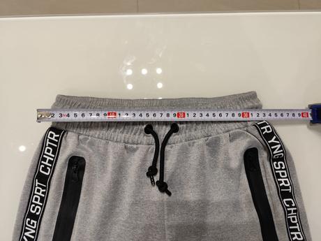 Predám chlapčenské tepláky, 158