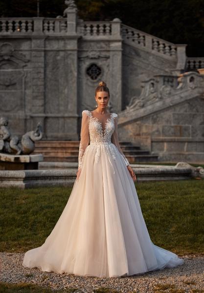 Ktoré svadobné šaty by ste si vybrali?