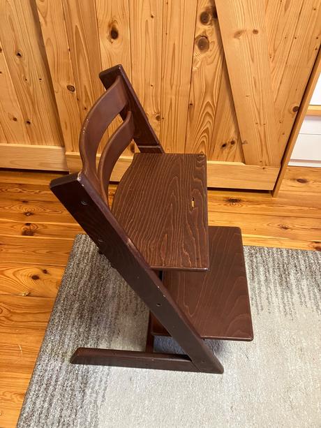 Stokke tripp trapp stolicky (hneda/zelena), 