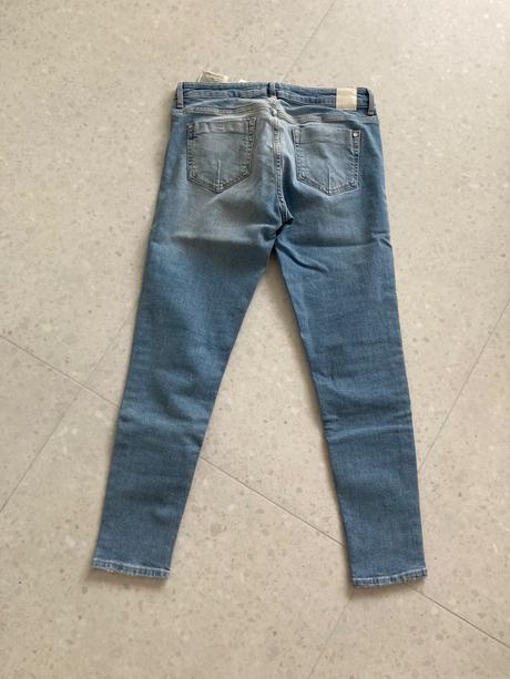 Džínsy zara, zara,40