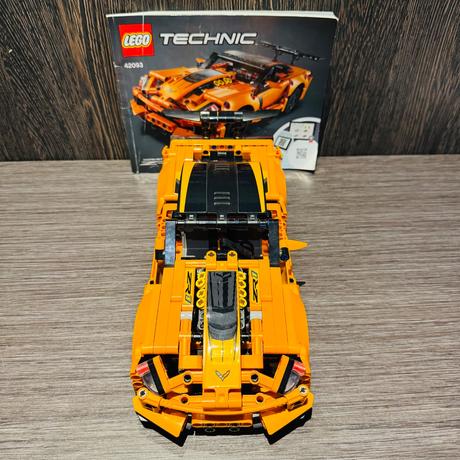 Lego technic chevrolet corvette zr1 42093, 