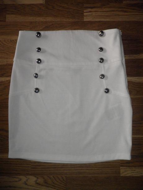 Pekná pohodlná sukňa, amisu,36