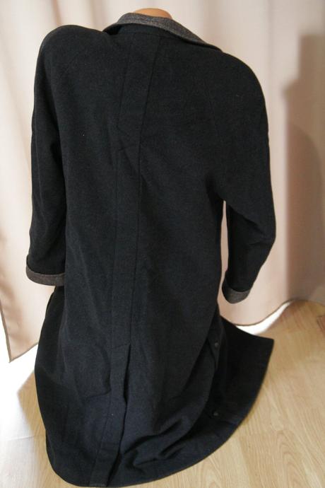 Tmavo šedý dlhý kabát l, l