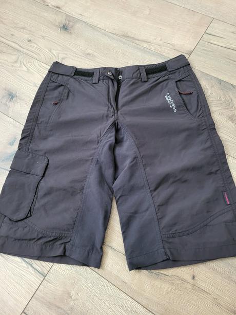 Kraťase trespass, xs