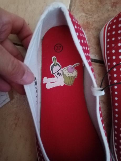 Damake balerinky, 37