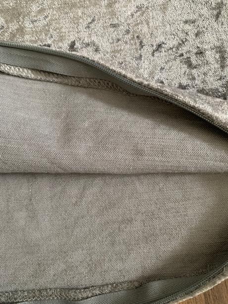 Zamatove obliecky na vankus, 