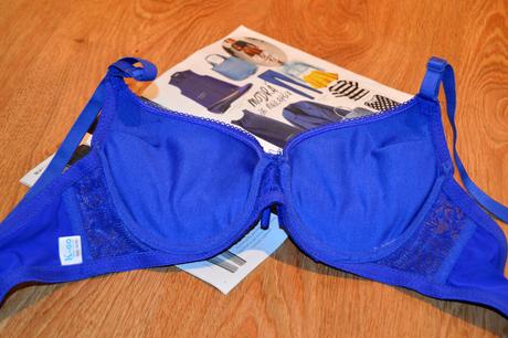 Kráľovsky modrá podprsenka, 70b - 95b