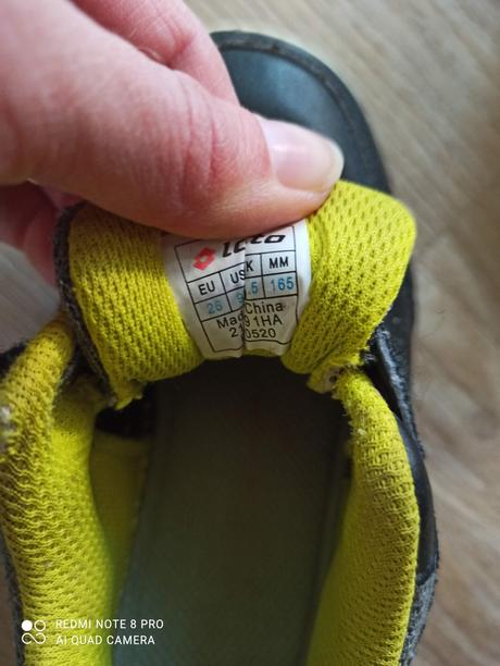 Vyššie botasky pre chlapceka, 26