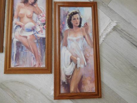 Obrázky ženy v drevenom ráme,, 