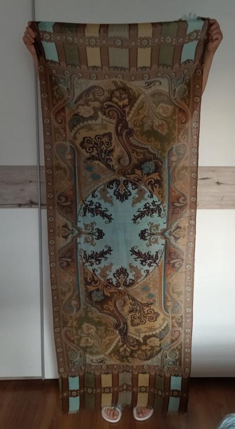 Veľký šál loevenich, 