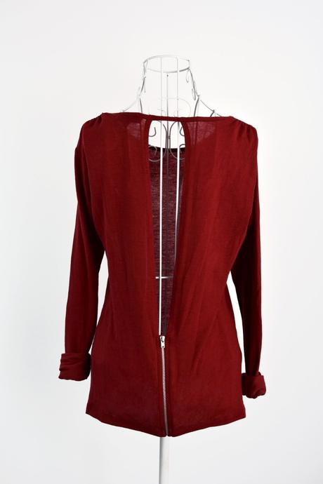 Bikbok top s holym chrbtom a zipsom xs s pc 30, xs