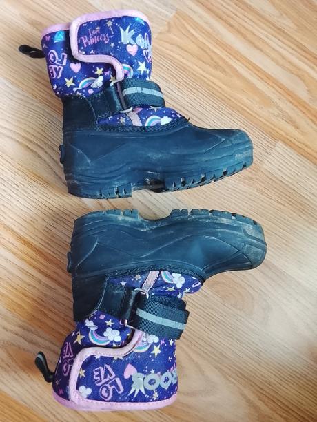 Snehule kengaroos, 26