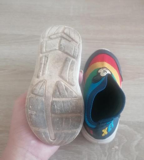 Nasuchovacie tenisky, 24