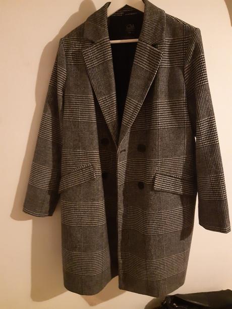 Kabát, clockhouse,42