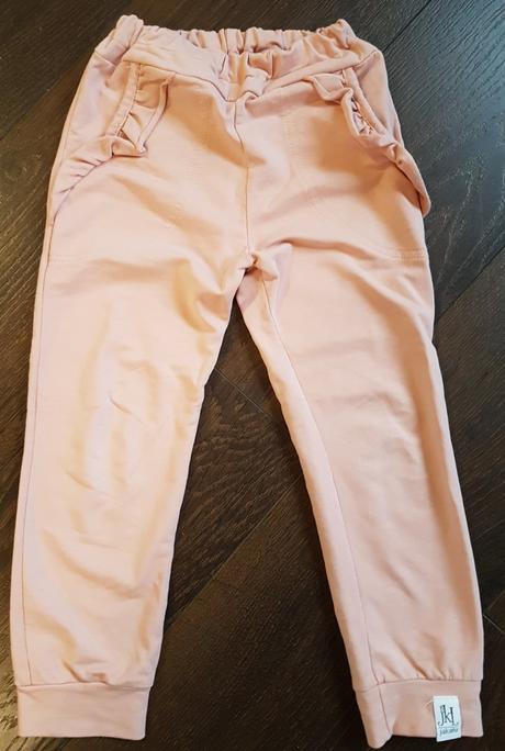 Tepláky  jakalu, 104