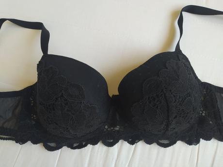 Pretty flowers, intimissimi,85d