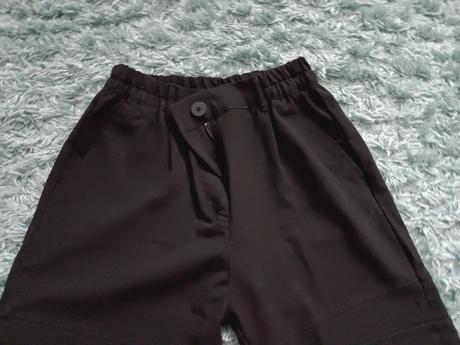 Kapsáčove nohavice, bershka,38