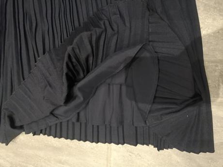 Luxusné zamatové šaty mint&berry v36-38, 36