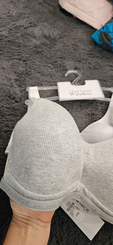 Dámska športová podprsenka, primark,75c