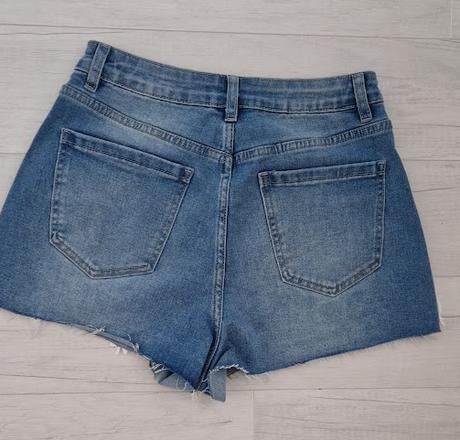 Kraťasy, v. 36, gate,36