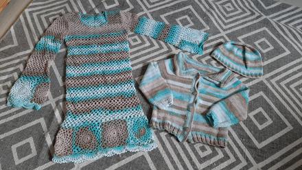 Krasne hackovane saty, 104