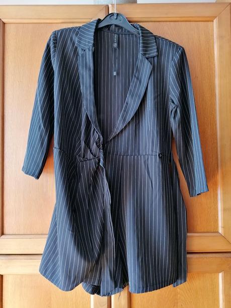 Čierny pružkovaný kraťasový overal amisu, amisu,34