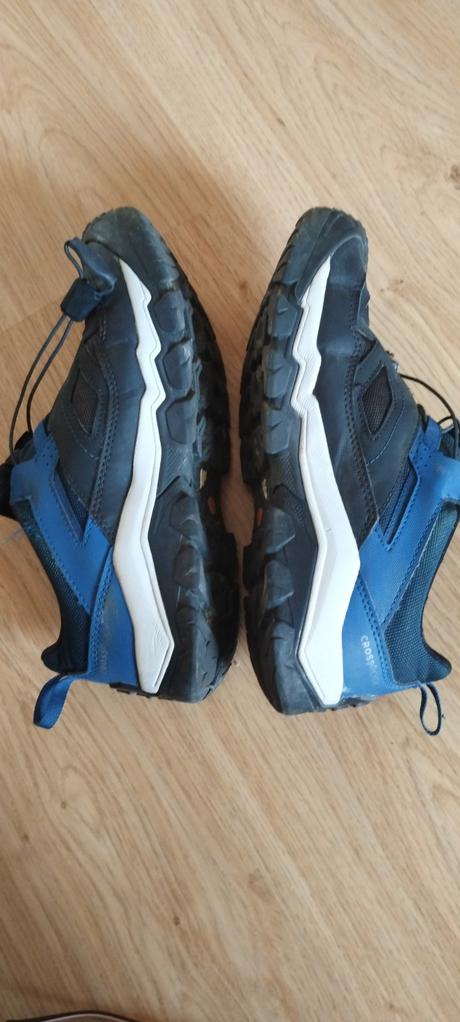 Turisticke topanky nepremokave, quechua,38