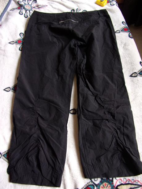 3/4 športové nohavice, 44