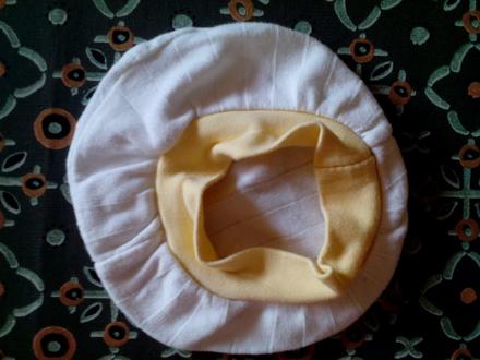 Baretka pre novorodenca, <50