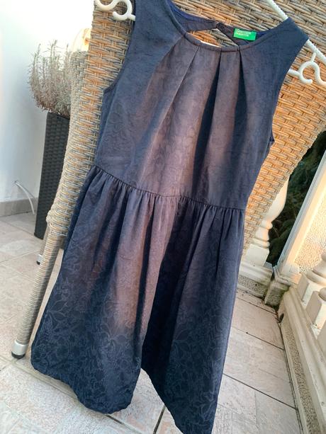 Zakarove saty, benetton,140