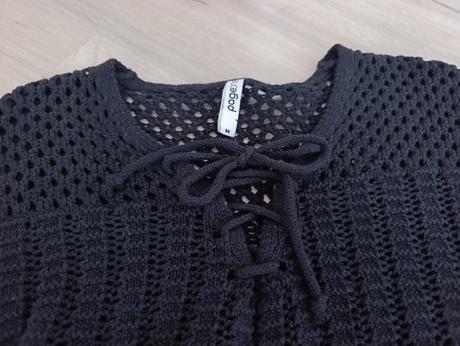 Pletený sveter s viazaním, takko,m