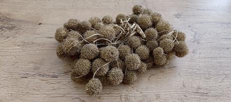 Dekoračné sušené guličky - 50 gramov - zlaté,