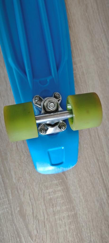 Modrý pennyboard / mini cruiser/ skateboard,