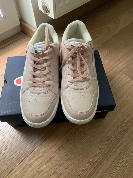 Tenisky, champion,41