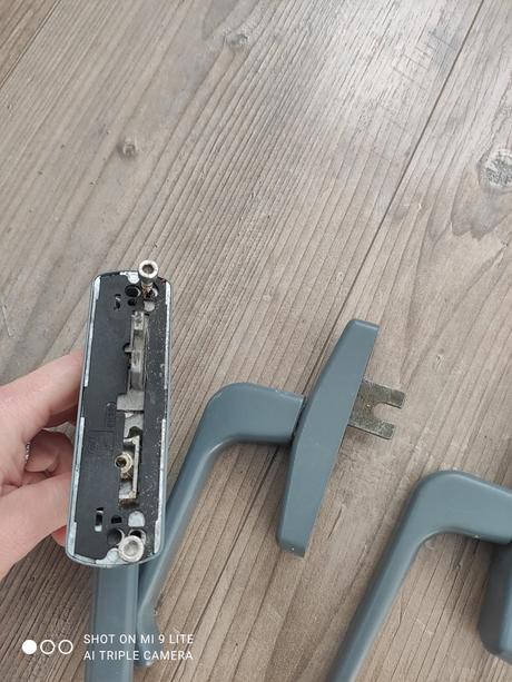 Klucky na hlinikove okna, 