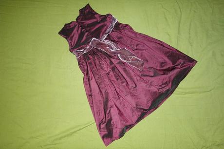 Sviatocne satocky next signature, next,98