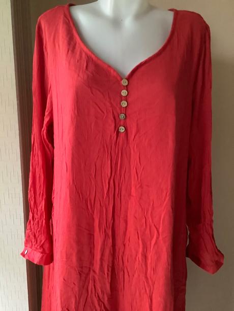 Zaujímavé šaty/121, xl