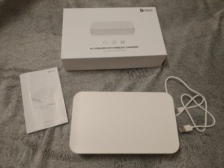 Uv sterilizator s funkciou bezdrôtového nabíjania,