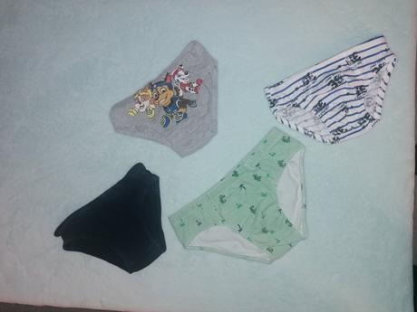 Slipky č. 122/128 - darujem k nákupu nad 20, 122